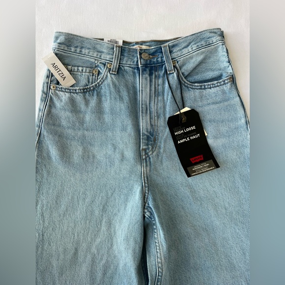 Levi’s High Loose Jeans - Picture 2 of 4